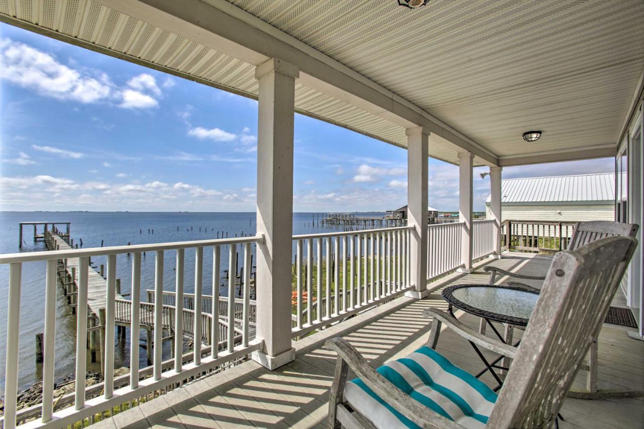 Waterfront New Orleans Home With Private Dock And Pier Exterior photo